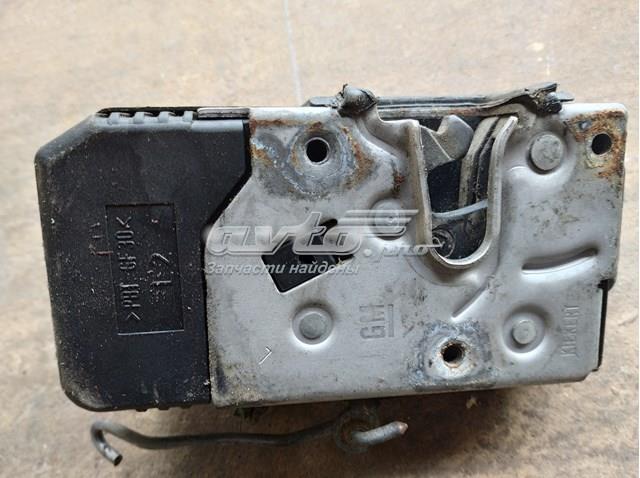 24414110 General Motors Zamek drzwi przednich lewych