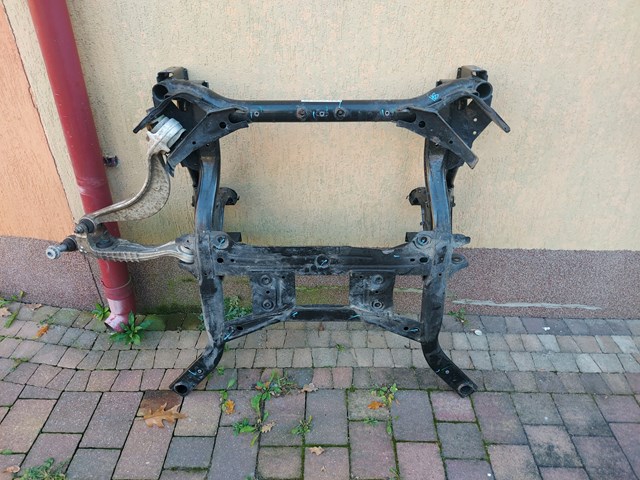 Korpus osi przedniej LR152444 Land Rover