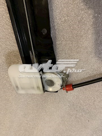 Mechanizm podnoszenia szyby drzwi przednich prawych C2Z31200 Jaguar