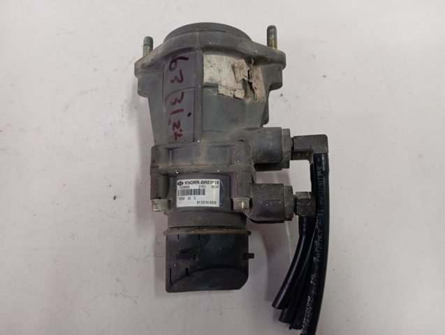 Zawór hamulcowy, pod pedałem (truck) 81521306298 MAN