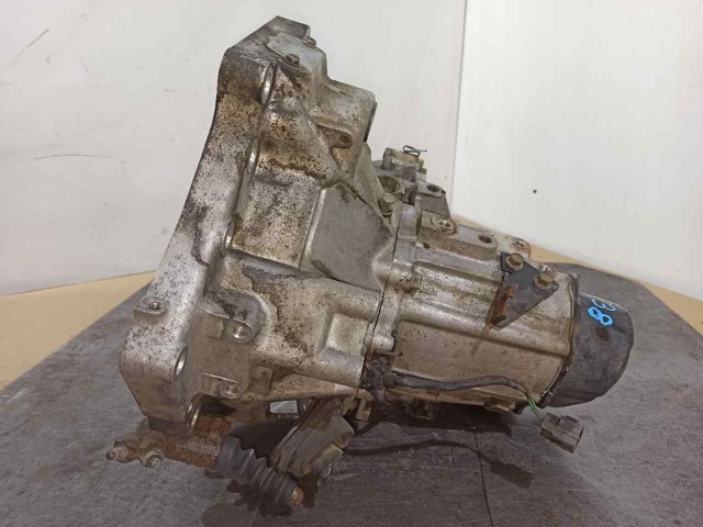 Mechaniczna skrzynia biegów w komplecie Mazda Premacy 