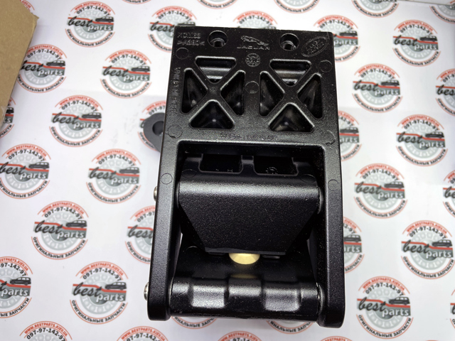  Land Rover VPLKP0499 cena, od 551,24 USD