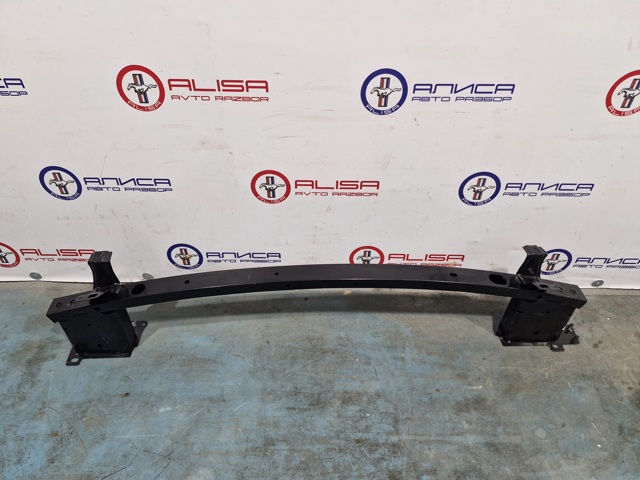 6400L520 Mitsubishi Wzmocnienie zderzaka przedniego