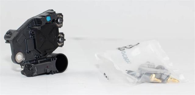 Regulator alternatora (przekaźnik ładowania) 599173 VALEO