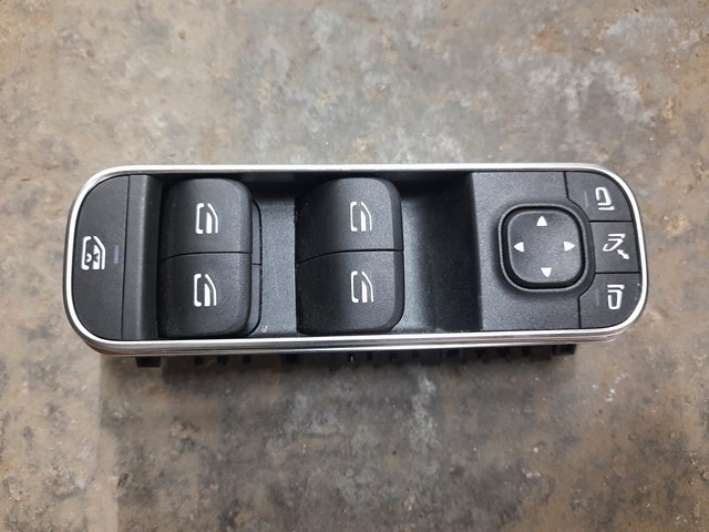 Do koszyka A1679059803 Mercedes Panel przyciskowy sterowania podnośnikiem szyby przedni lewy