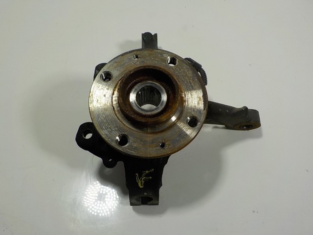 9826878080 Peugeot/Citroen Czop (zwrotnica) przedni lewy