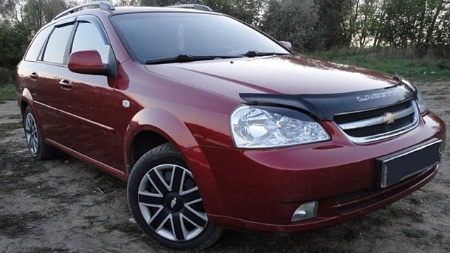 Deflektor na maskę do Chevrolet Lacetti  J200