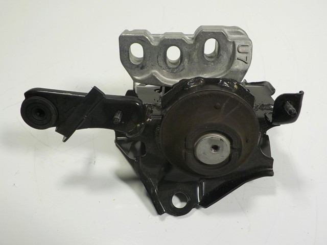 Poduszka (podpora) silnika lewa Toyota Yaris CROSS SUV (MXP) (2020 - 2026) cena, od 131,72 USD