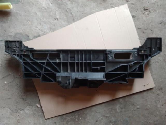 Osłona chłodnicy górna (panel mocowania reflektorów) Peugeot/Citroen 9830512680