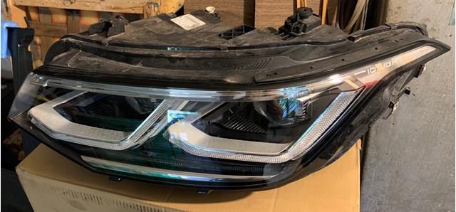 Reflektor lewy VAG 5NB941081C cena, od 298,03 USD