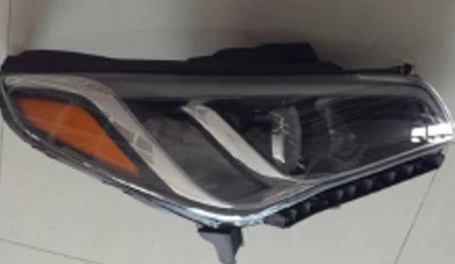 Reflektor prawy do Hyundai Sonata VII LF