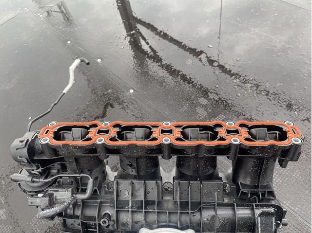 Kolektor ssący 06L133201FA VAG