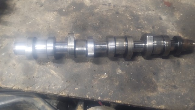 Wał rozrządu silnika VAG 038109101R cena, od 191,45 USD