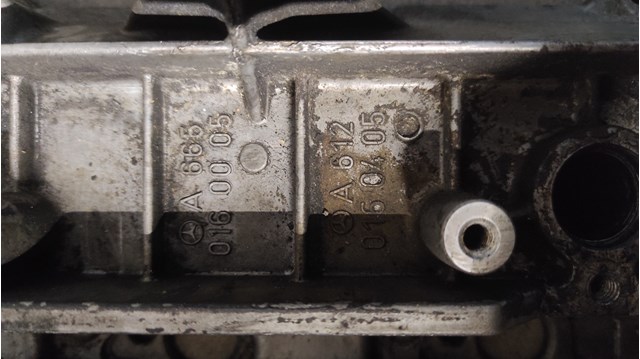 Pokrywa zaworowa Mercedes E sedana (W210) (1995 - 2002) cena, od 294,08 USD