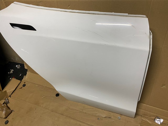 Drzwi tylne prawe Tesla Model S 