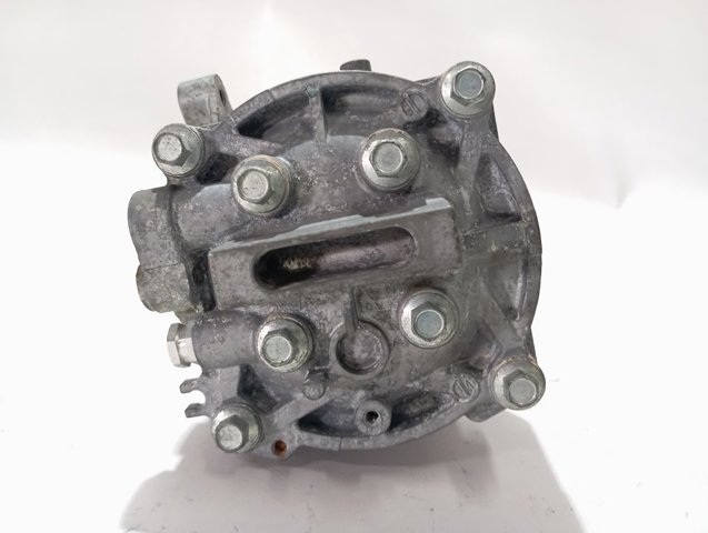 Sprężarka klimatyzacji AKT200A413 Mitsubishi