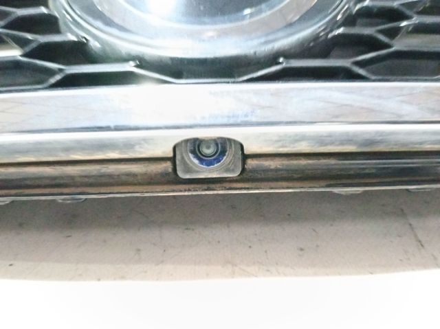 62310HV32B Nissan/Infiniti Atrapa chłodnicy