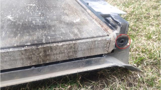 Chłodnica silnika 8200033831 Renault (RVI)