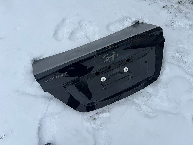 Klapa bagażnika do Hyundai Accent IV SB