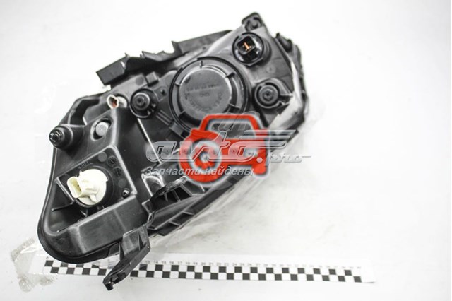 Reflektor prawy Ssang Yong 8310234000