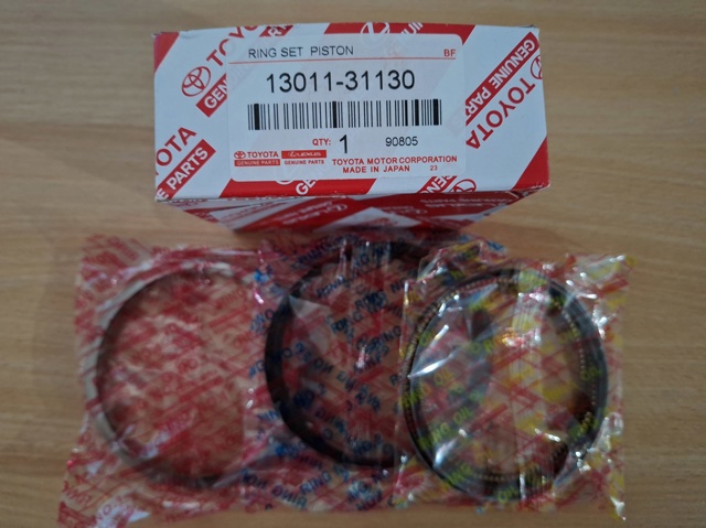 1301131150 Toyota Zestaw pierścieni tłokowych do silnika, STD