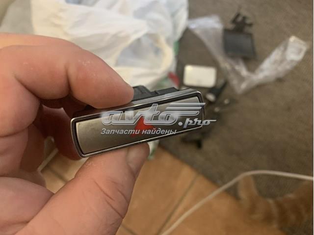 Przycisk włączania światła awaryjnego Ford Mondeo IV sedana (CA2) (2007 - 2014) cena, od 44,44 USD