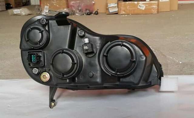Reflektor lewy 0240205R7C Geely