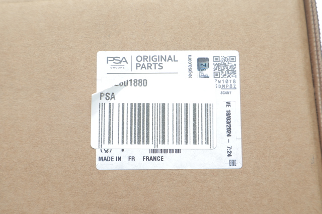 Głowica cylindrów Peugeot/Citroen 1682801880 cena, od 461,53 USD