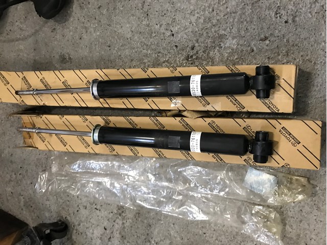 Amortyzator tylny Toyota 4853079067