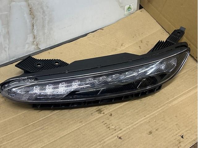 Reflektor do jazdy dziennej lewy 92207J9500 Hyundai/Kia