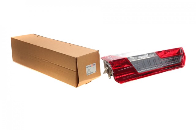 Lampa zespolona tylna prawa Autotechteile 5030215 cena, od 86,95 USD