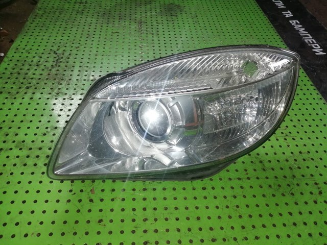 Reflektor prawy VAG 5J1941018A cena, od 272,00 USD