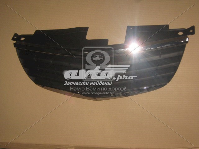 Atrapa chłodnicy Nissan Almera CLASSIC sedana (B10RS) (2006 - 2012) cena, od 81,45 USD
