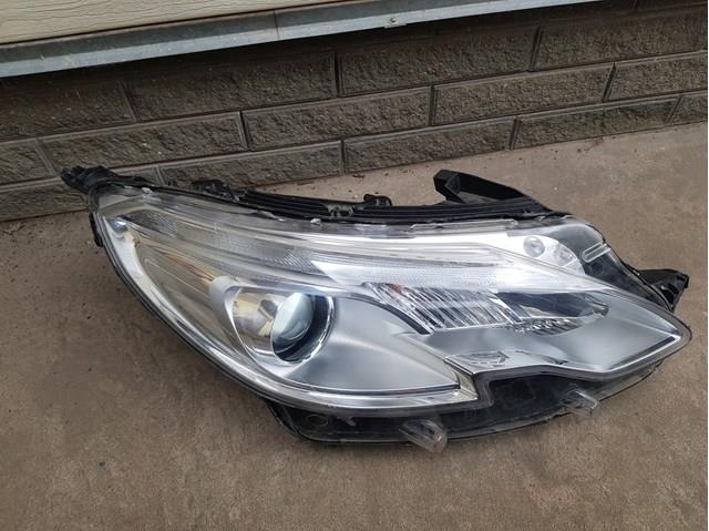9677810280 Peugeot/Citroen Reflektor prawy