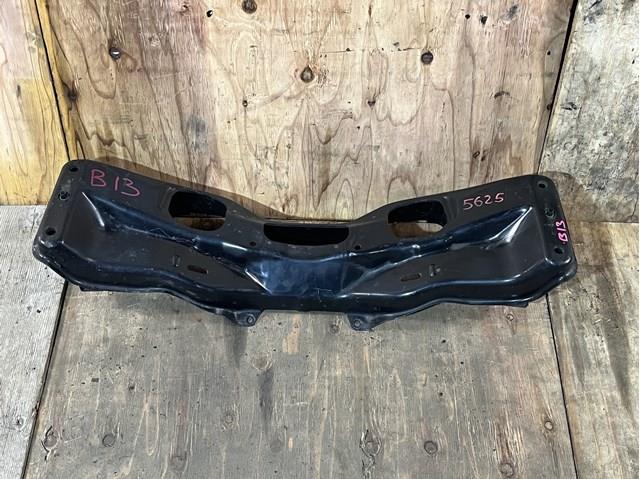 Do koszyka Korpus osi przedniej Subaru Outback III B13, BP