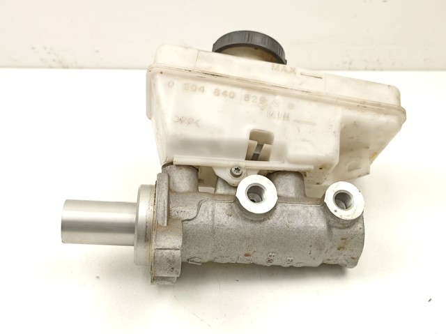 Do koszyka Główny cylinder hamulców Nissan Navara NP300 IV D23, D23T