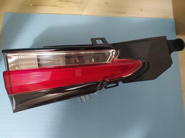 Do koszyka 8159178020 Toyota Lampa zespolona tylna lewa wewnętrzna