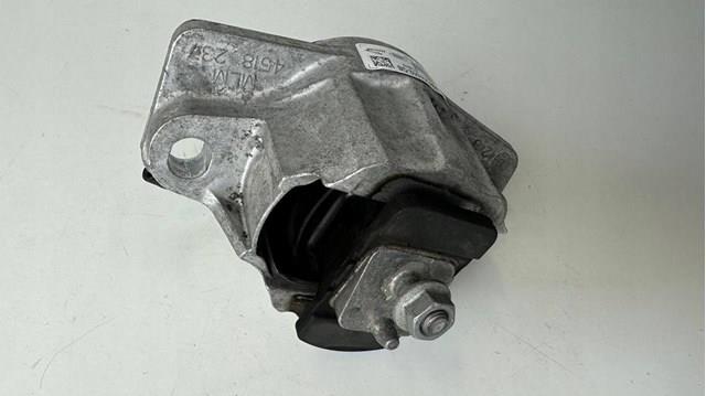 Do koszyka LR141381 Land Rover Poduszka (podpora) silnika prawa