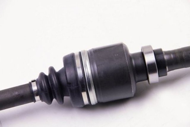Półoś napędowa przednia prawa BGA DS1418R cena, od 144,71 USD