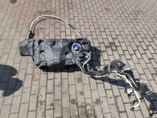 Moduł pompy paliwowej z czujnikiem poziomu paliwa Volkswagen Jetta VII