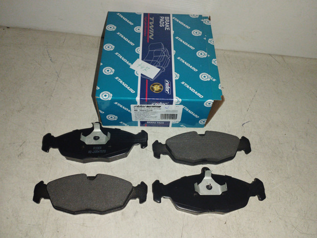 Klocki hamulcowe przednie tarczowe Rider RD20547STD cena, od 16,38 USD
