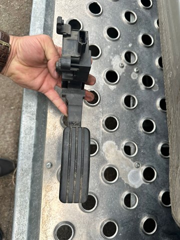 Pedał przyspieszenia (gazu) do Renault Megane III KZ0, KZ1