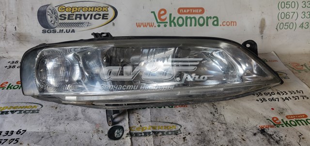 Reflektor prawy General Motors 90586845
