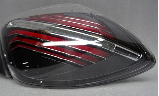 Do koszyka 265500922R Renault (RVI) Lampa zespolona tylna prawa