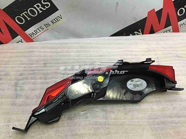 LR102042 Land Rover Przednia lampa przeciwmgielna tylna lewa