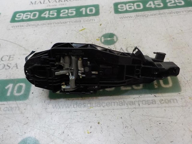 Klamka drzwi tylnych prawa zewnętrzna 1609239680 Peugeot/Citroen
