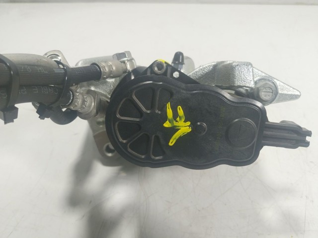 Zacisk hamulcowy tylny prawy do Toyota Yaris CROSS MXP