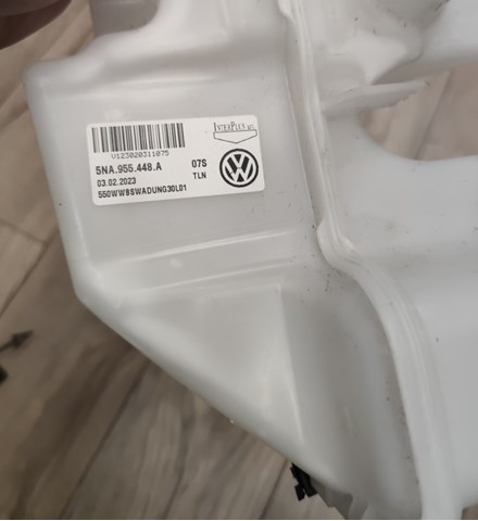Do koszyka 5NA955448A VAG Zbiorniczek spryskiwacza szyb