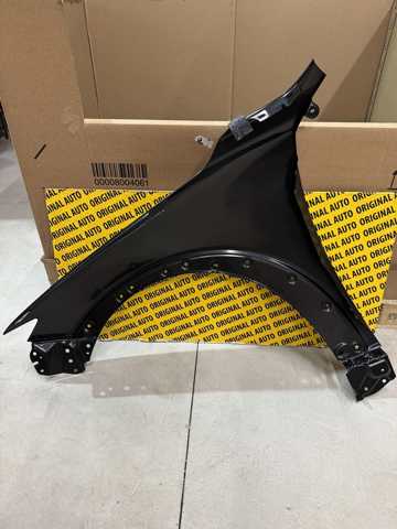 D10E52111C Mazda Błotnik przedni prawy