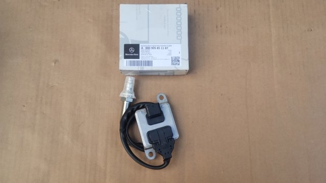 Do koszyka A000905851187 Mercedes Czujnik tlenków azotu NOX tylny